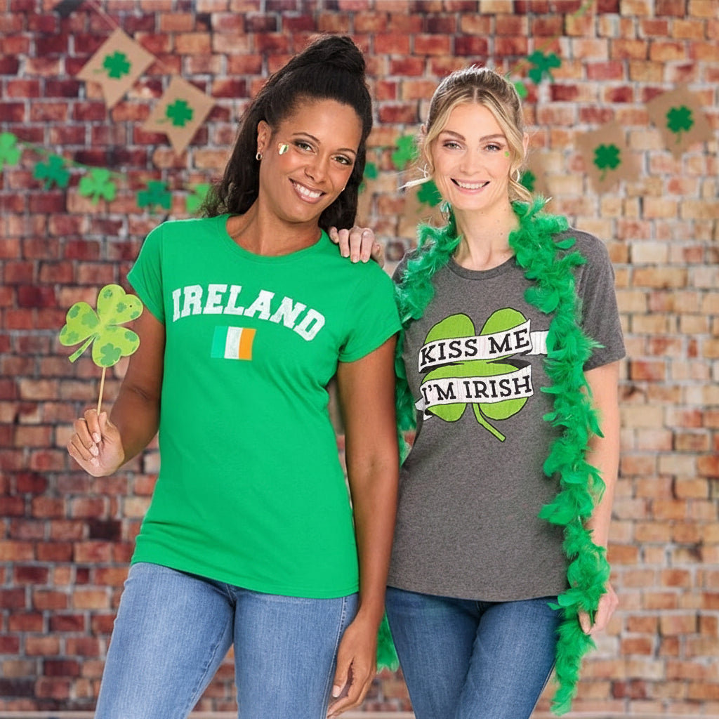 St. Patrick's Day Short Sleeve Women's T Shirt Gray Green