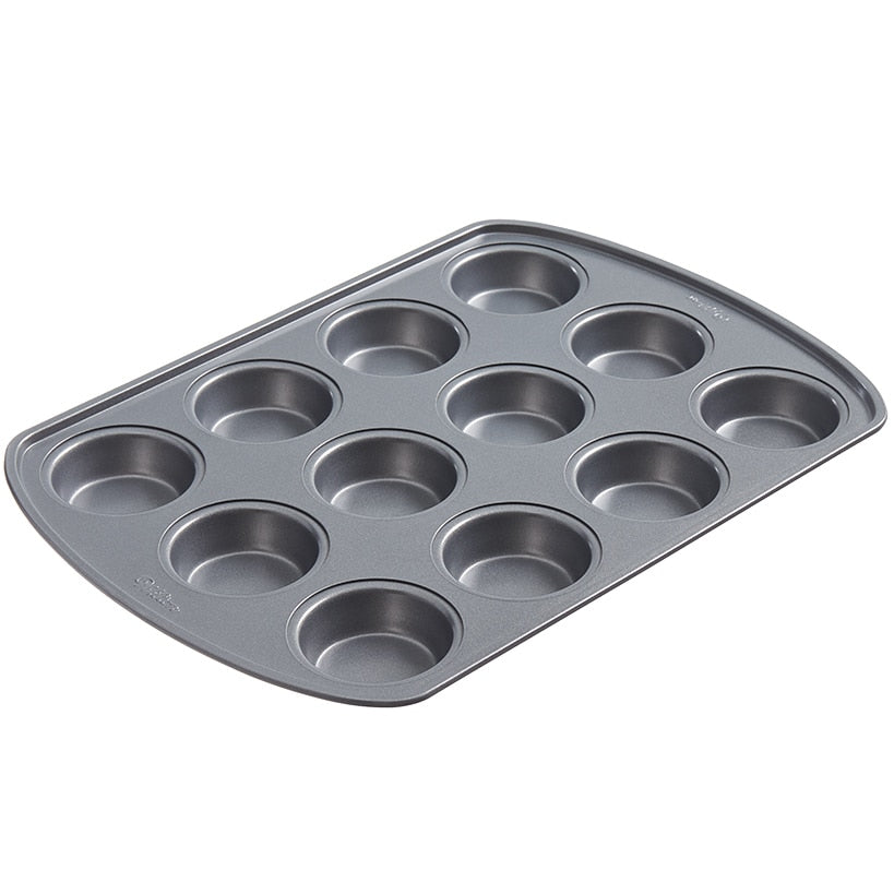 Wilton Nonstick Cupcake Pan with Travel Lid