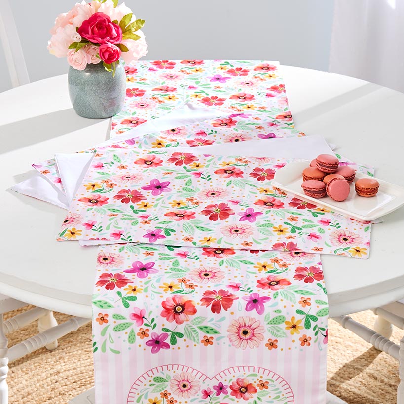 Floral Heart Set of 4 Placemats or Table Runner