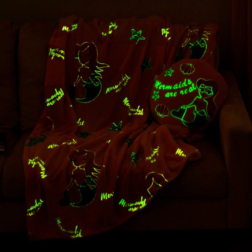 Glow-in-the Dark Blanket for Kids 50" x 60"#select-blanket_mermaid