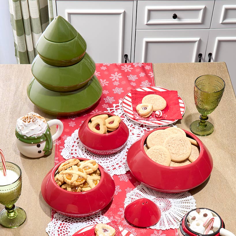 4pc Holiday Stackable Serving Bowls