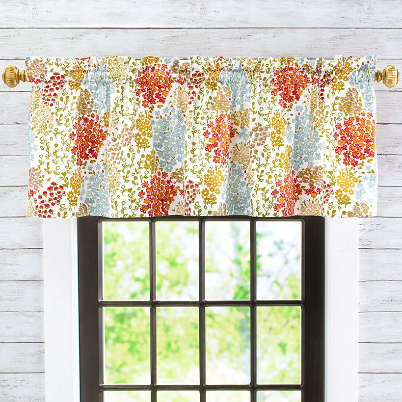 Watercolor Floral Bath Collection#select-item_valance