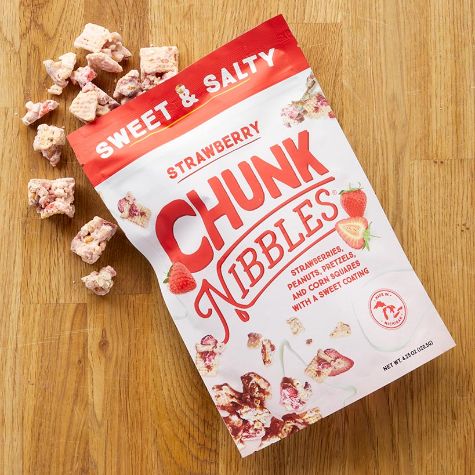 Chunk Nibbles Resealable Snack Pouches - Strawberry