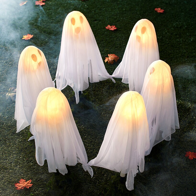 Lighted Yard Ghosts | The Lakeside Collection