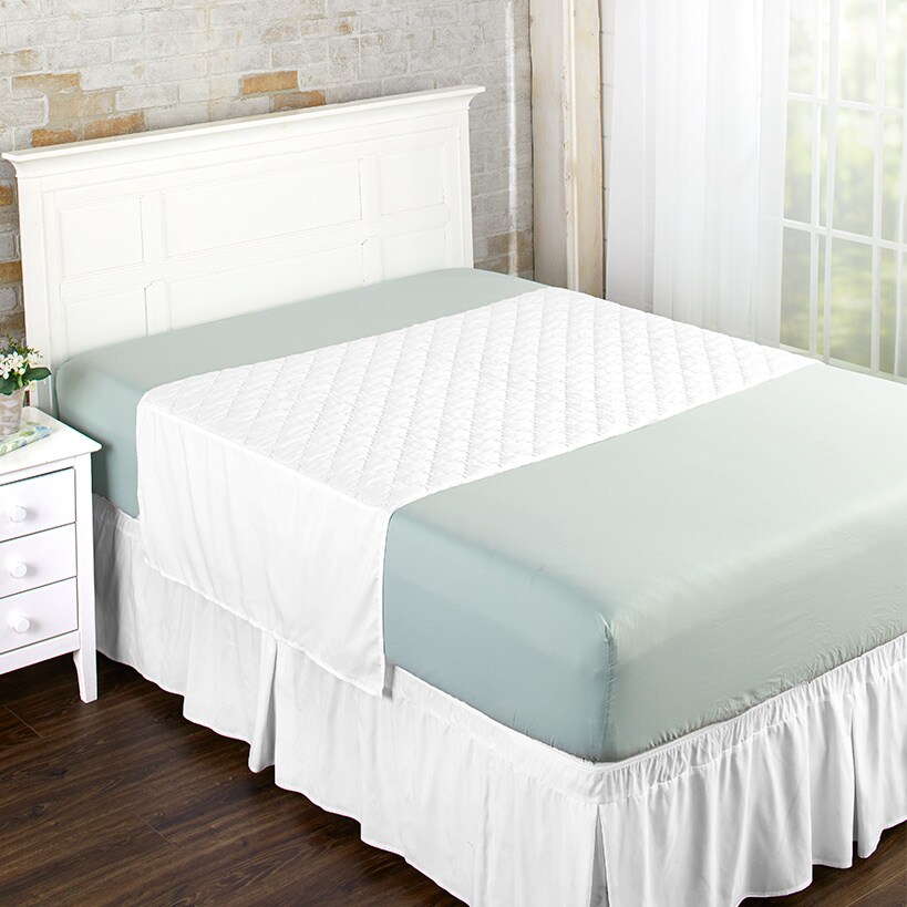Washable Waterproof Bed Pad with Wings | The Lakeside Collection