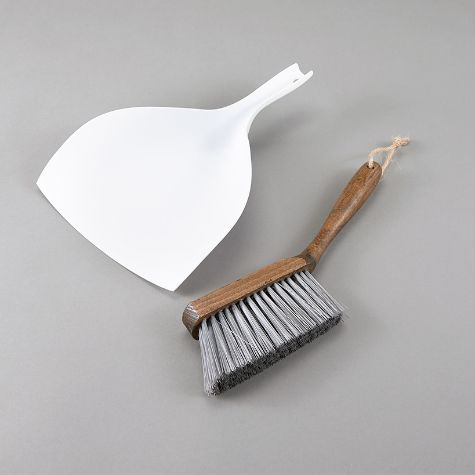 Laura Ashley Vintage Wood Cleaning Tools
