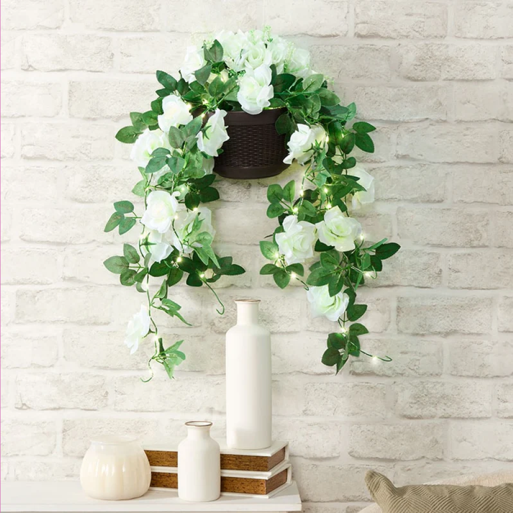 Garland, Swags & Wreaths