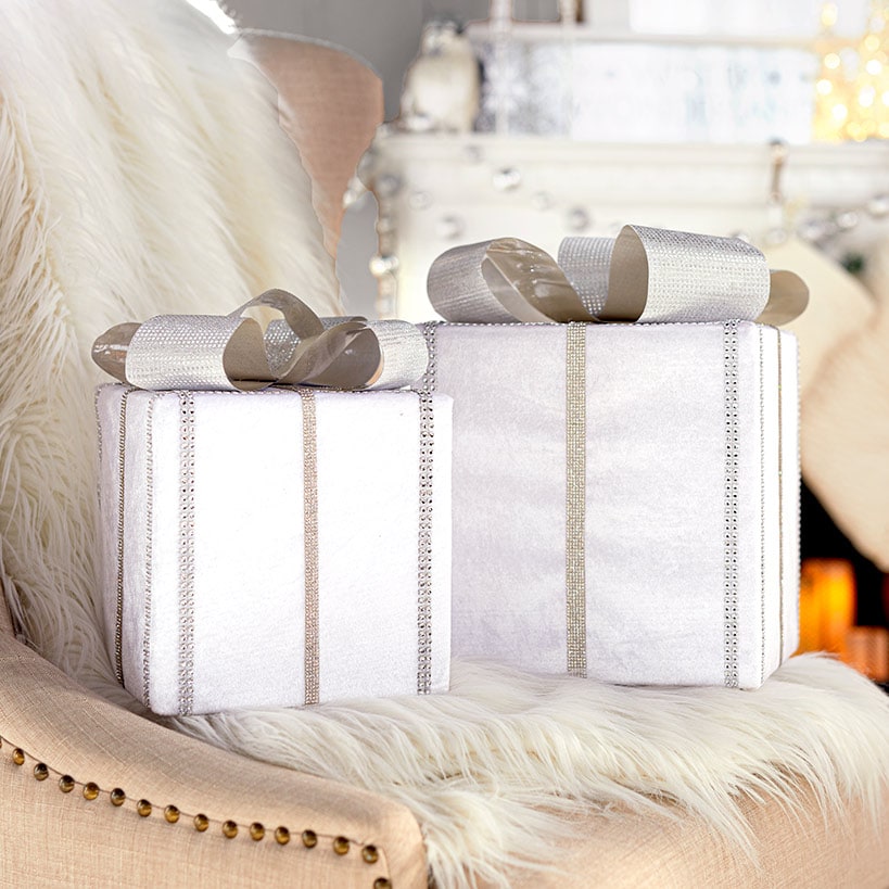 Metallic White Presents