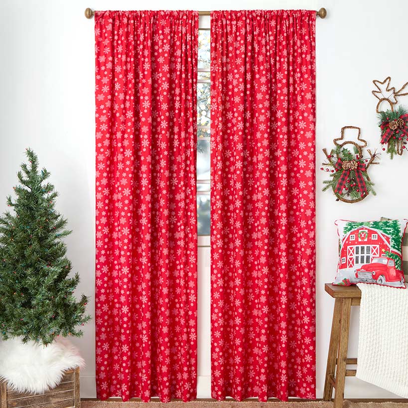 Christmas at the Barn Window Panel 50" x 63"