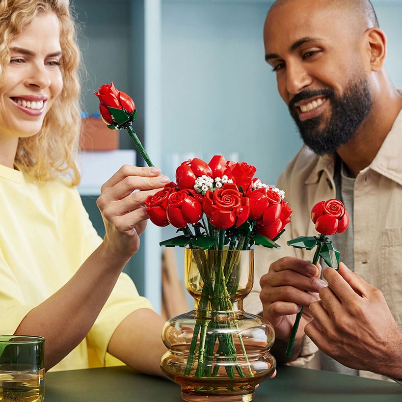 LEGO® Icons Bouquet of Roses Building Set