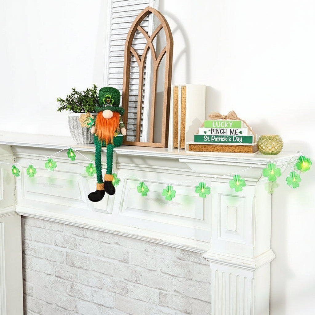 St Patrick's Lighted Green Shamrock Garland - Battery Operated