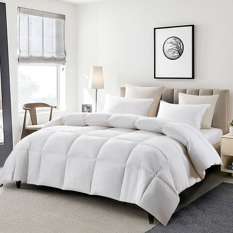 Serta All-Season 233-Thread Count Goose Feather and Down Fiber Comforter
