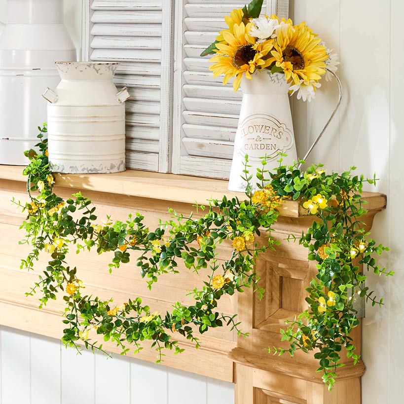Lighted Bee and Yellow Flower Garland - Seasonal Decor - Battery Operated