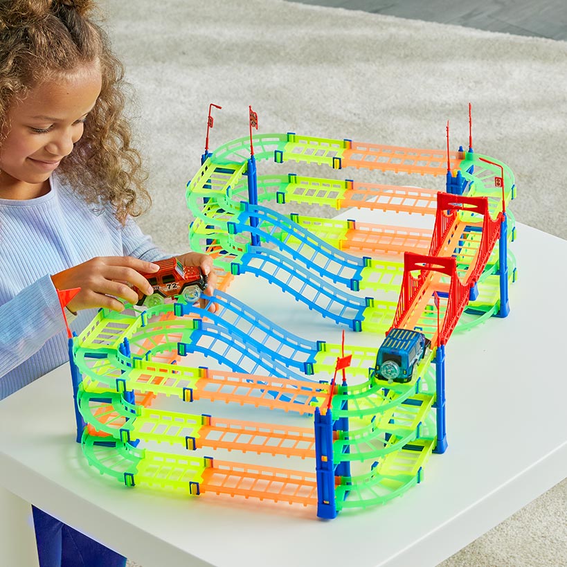 170-Pc. Stunt Race Track