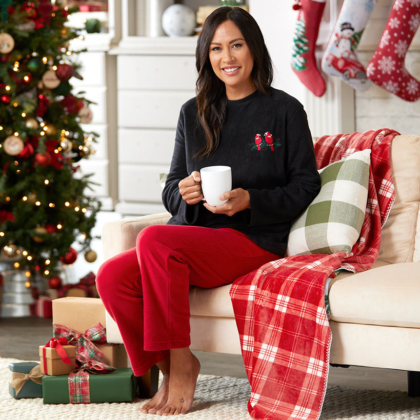 Women's Pajama Set 2-Pc. Cardinal#select-color_black
