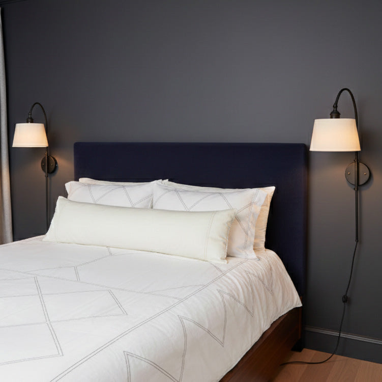 Adjustable Wall Sconce - Black