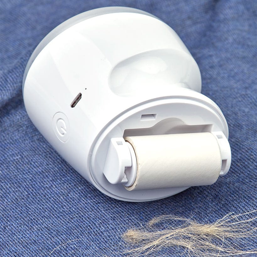 2-in-1 Rechargeable Fabric Shaver or Set of 3 Refills#select-item_fabric-shaver