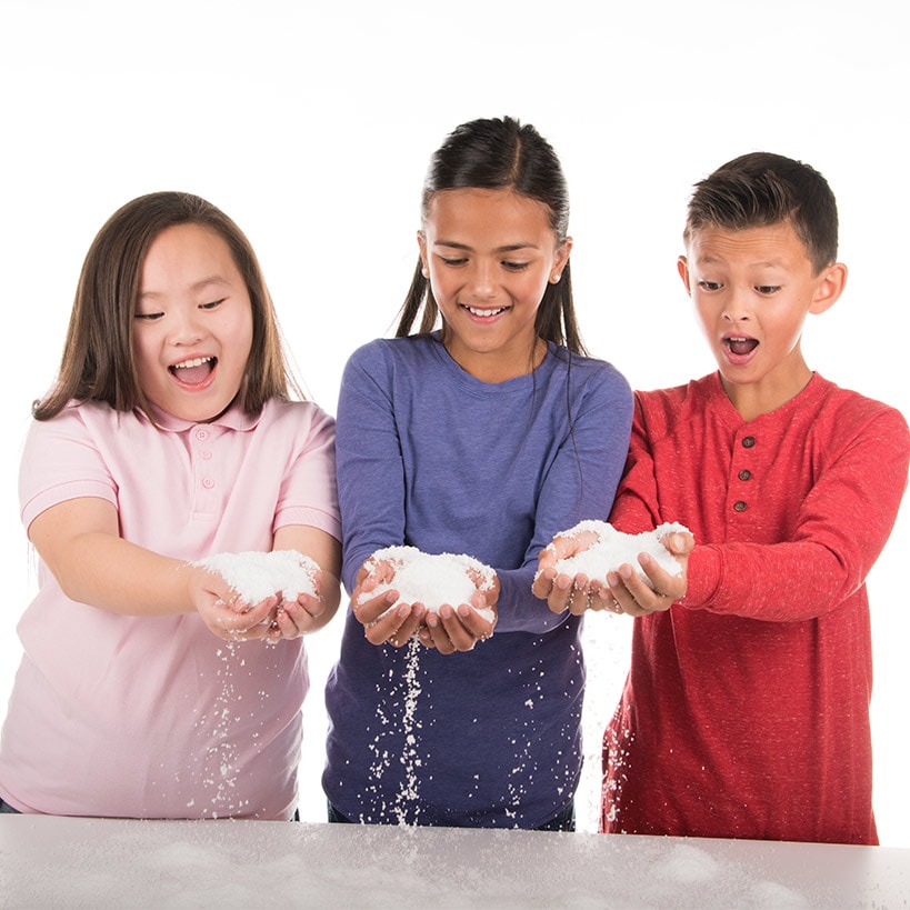 Amazing Super Snow Powder-Make Up to 6 Gallons of Snow Indoors or ...