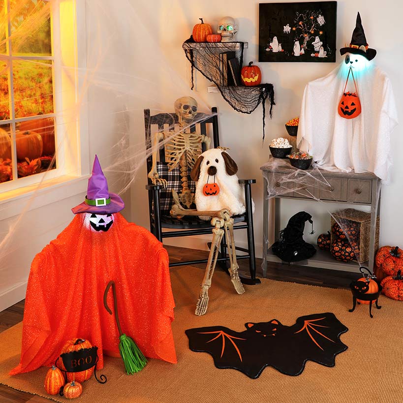 Halloween Lighted Trick-or-Treater