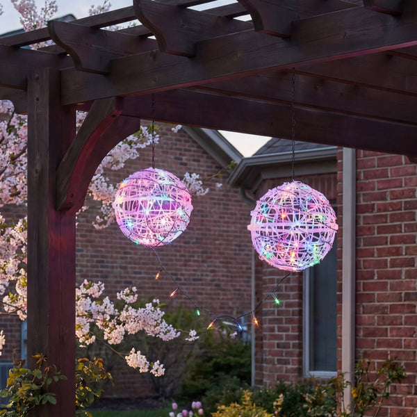 Hanging Lanterns Set of 2 | The Lakeside Collection