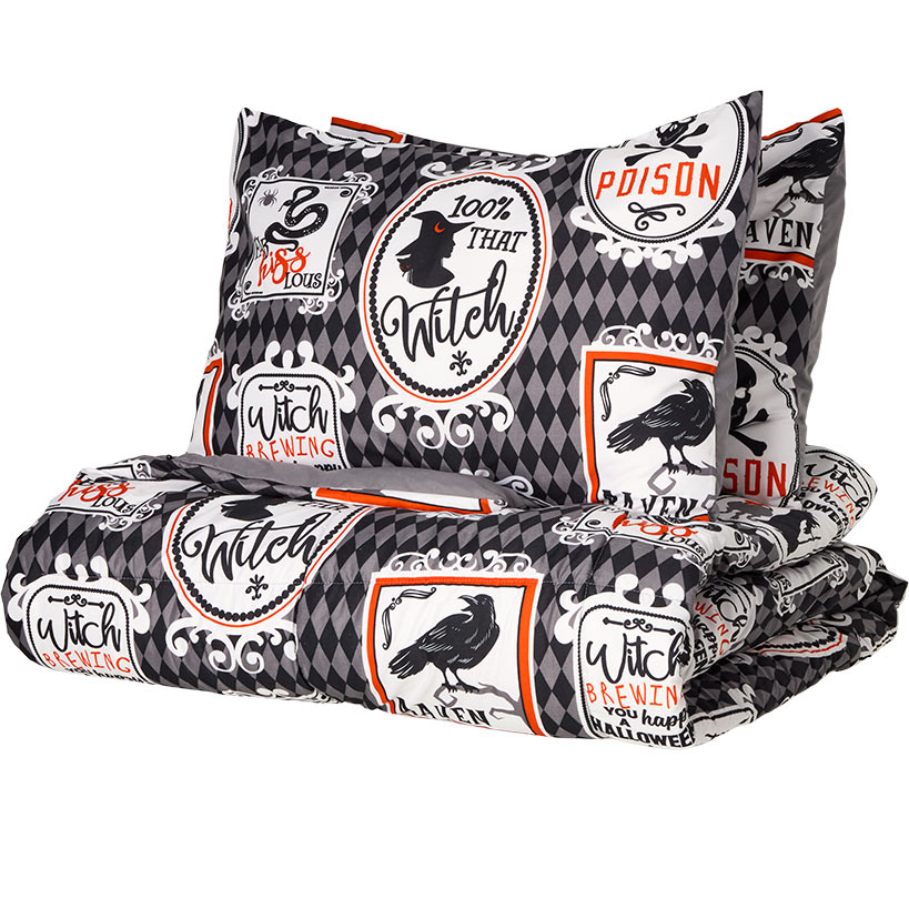 Haunted Walls Comforter Set and Flannel Throw Bundle
