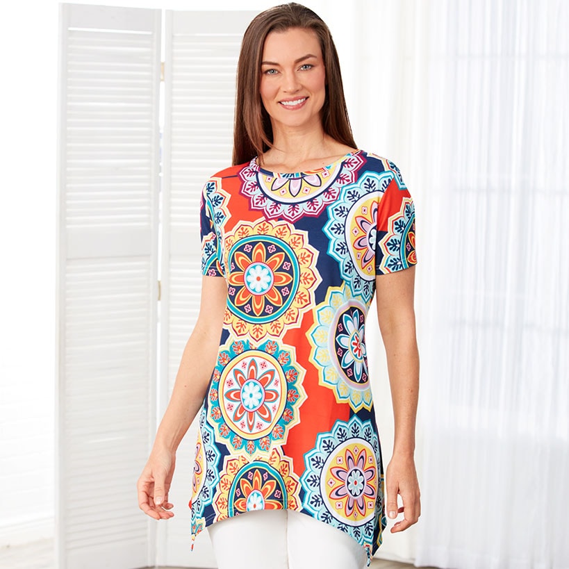 Women's Printed Short Sleeve Top with Asymmetric Hem#select-design_medallion