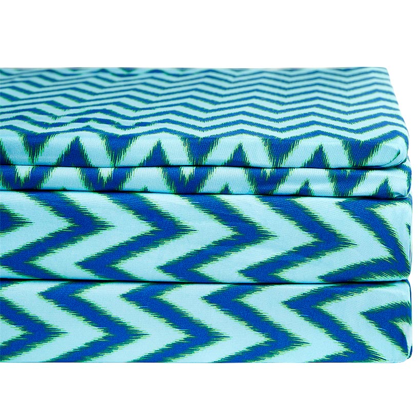 Surfs Up Reversible Queen or King Complete Comfortor Set#select-size_queen