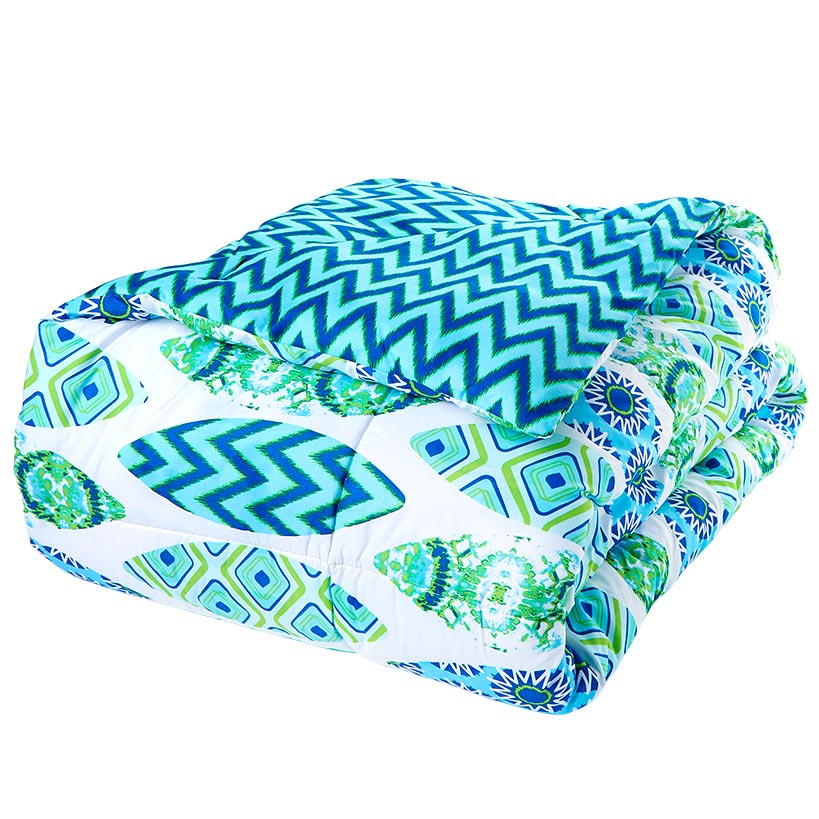 Surfs Up Reversible Queen or King Complete Comfortor Set