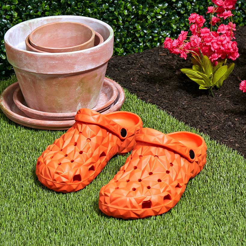 Women's Geometric Clogs