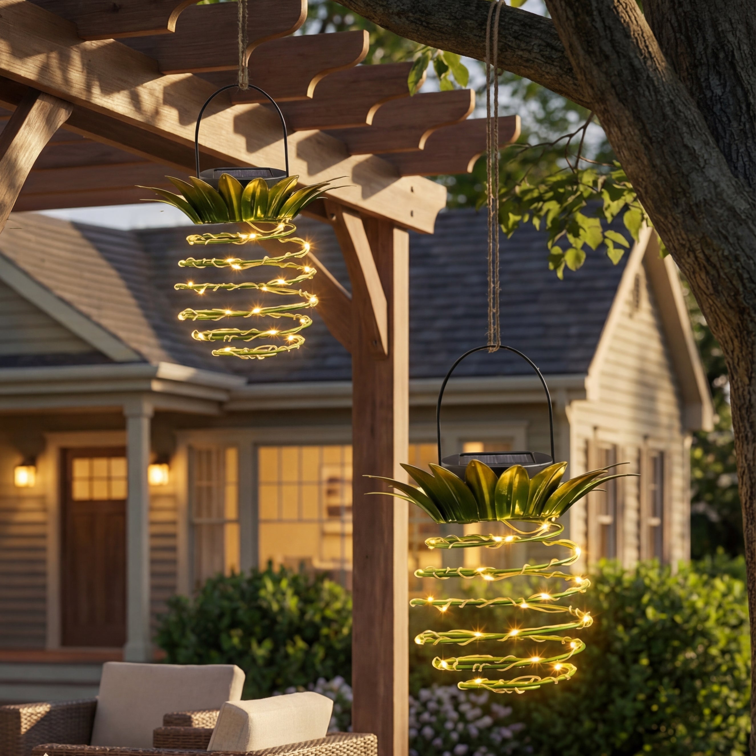 Pineapple LED Solar Garden Light